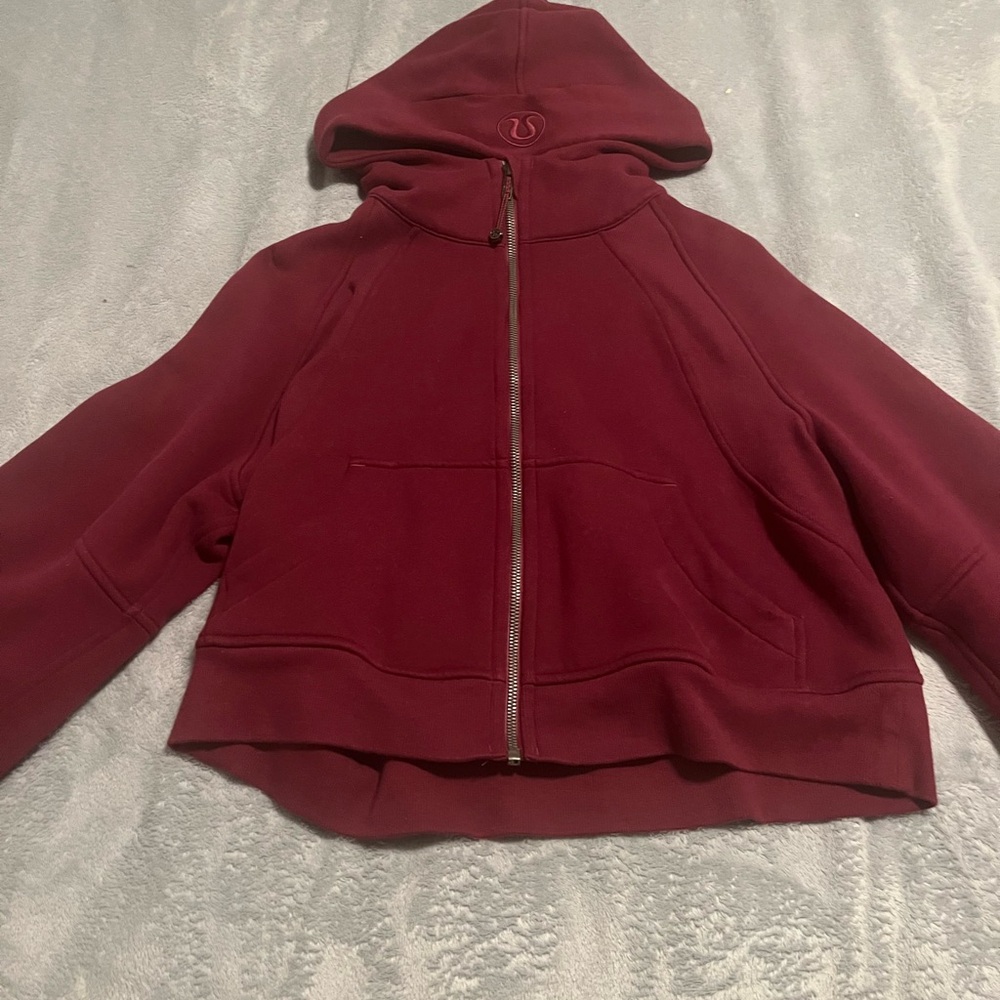 Lululemon burgundy Zip-Up scuba